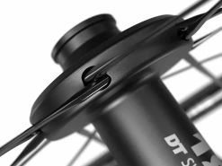 Dt-swiss DT Swiss Roues Carbone ARC 1100 Dicut® DB 50mm Disques/tubeless Ready 2023 -Magasin De Pièces SRAM dt swiss roues carbone arc 1100 dicut db 50mm disquestubeless ready 2023 3